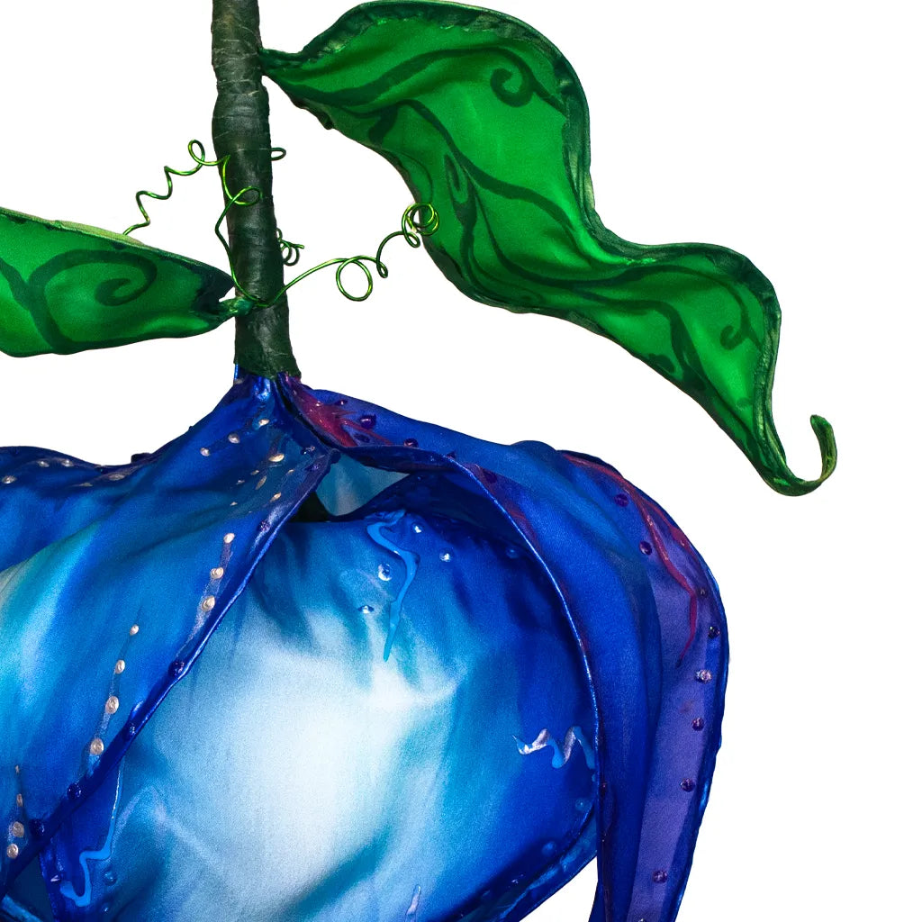 Blue Dream - Whimsical Flower Lamp