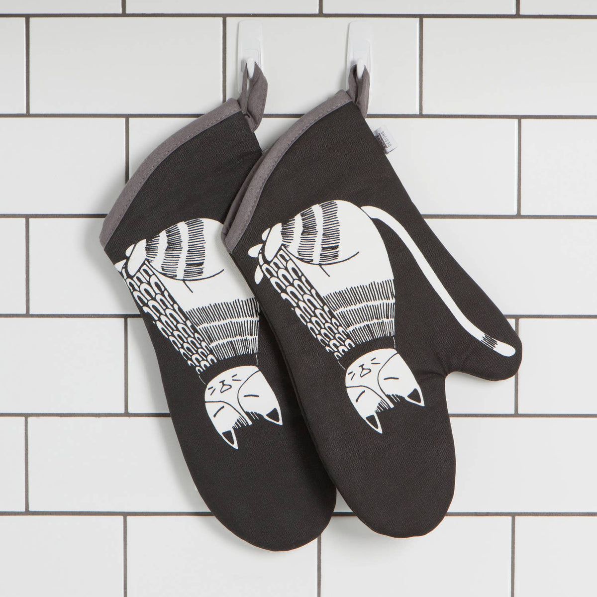 Purr Party Chef Oven Mitt