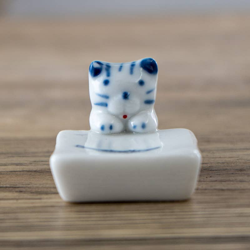 Cat and Fish - Porcelain Chopsticks Rest