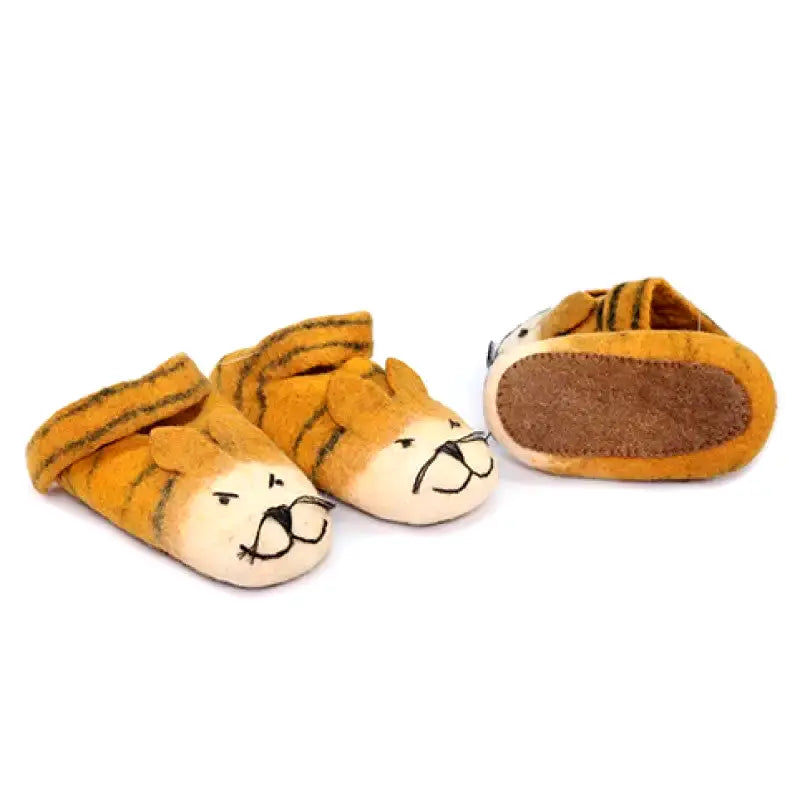 Orange Tabby Kitties - Hand Felted Kid Shoes