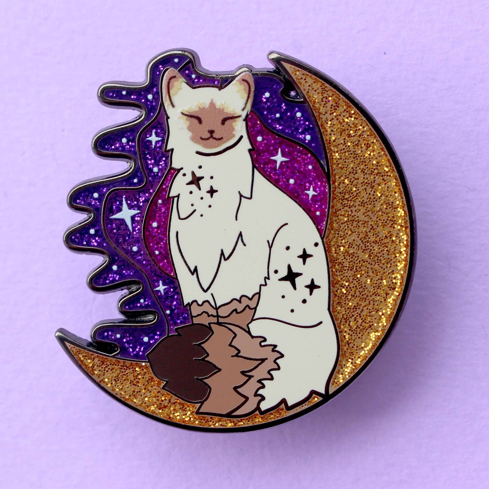 Long Haired Pointed Cat - Hard Enamel Pin