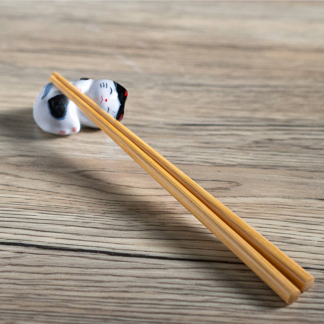 Black & White Kitty - Ceramic Chopsticks Rest