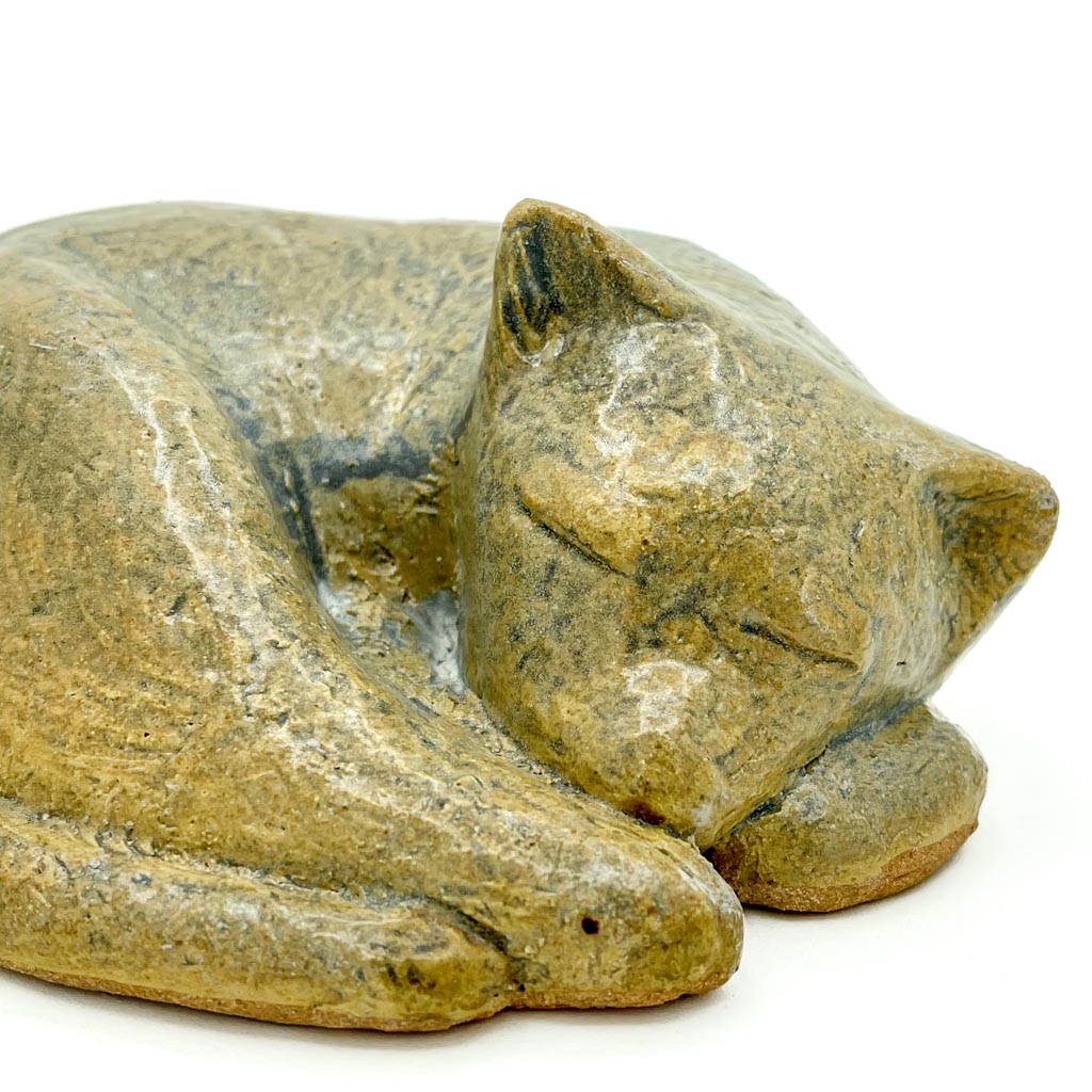 Sleeping Cat - Ceramic